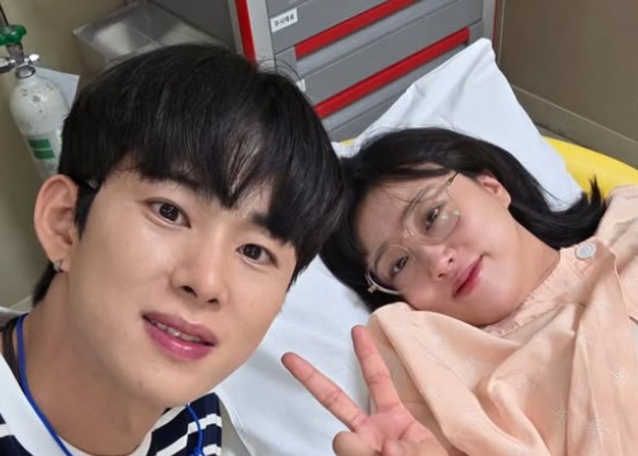 “열 번 기절했다”…엔조이커플 임라라, 산후 출혈로 응급실 뺑뺑이 - CKNNews 이미지